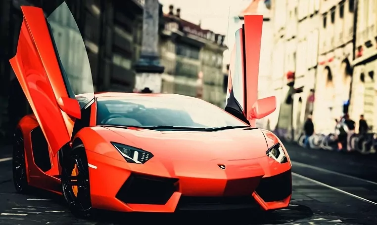 Lamborghini Urus rental in Dubai 