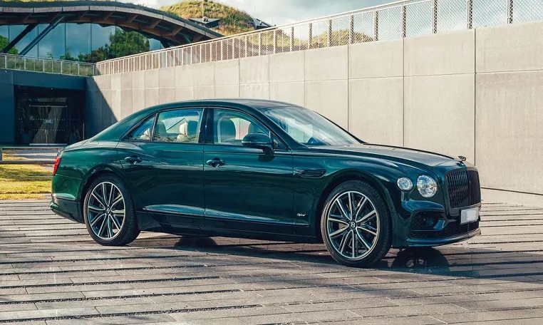 How Much Is It To Rent A Bentley Flying Spur In Dubai