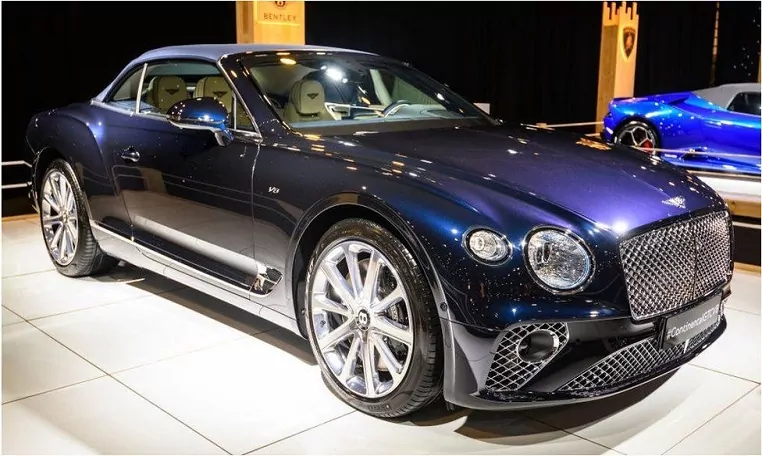 Drive A Bentley In Dubai