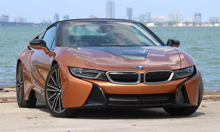 BMW I8 Rental Rates Dubai 