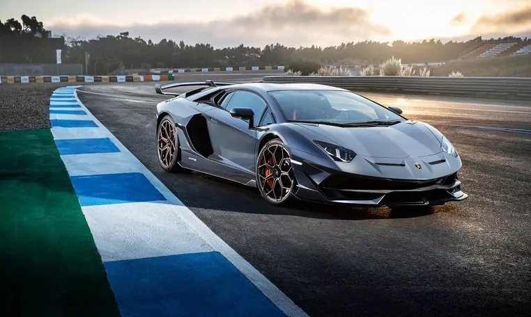 Lamborghini  For Drive Dubai