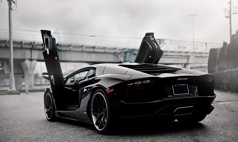 Lamborghini Aventador rental in Dubai 