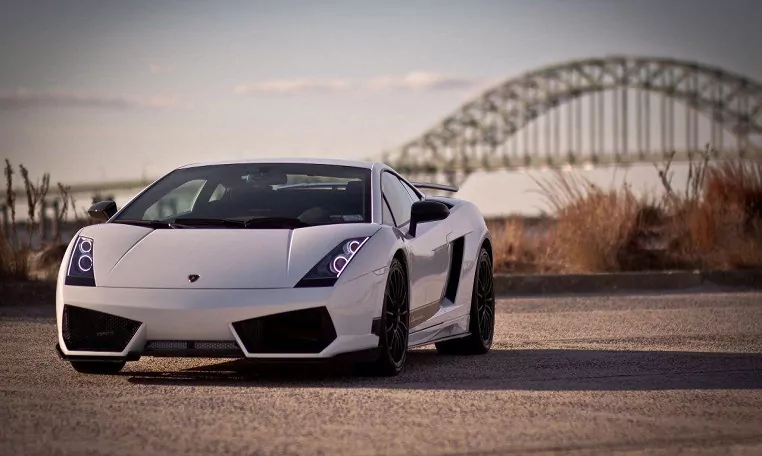 Lamborghini Gollardo For Drive Dubai
