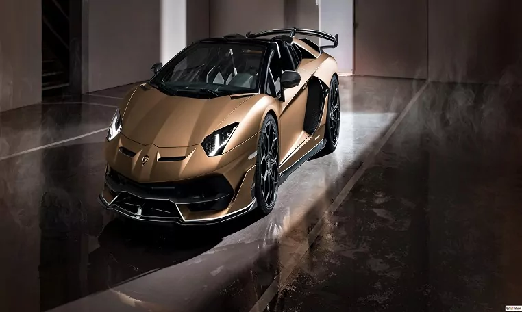 Lamborghini Roadster Car Rental Dubai