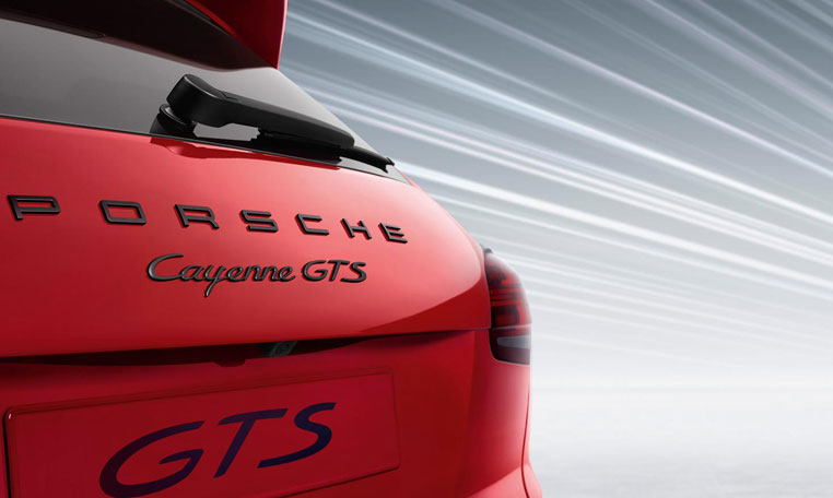 Rent A Car Porsche Cayenne Turbo In Dubai